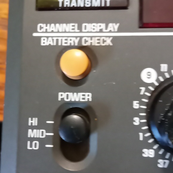 GE 40 Chanel CB Transceiver . With special antenna - Picture 8 of 15